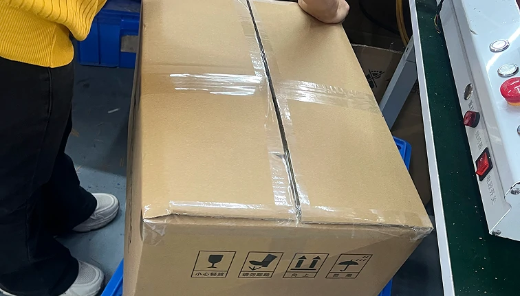 Export packaging process for 70 inch industrial large ceiling fan with reinforced carton protection