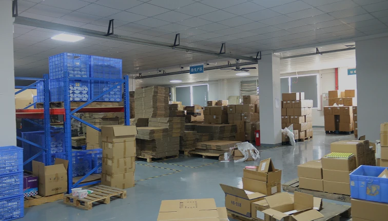 white ceiling fan with light secure export packaging for international wholesale shipping