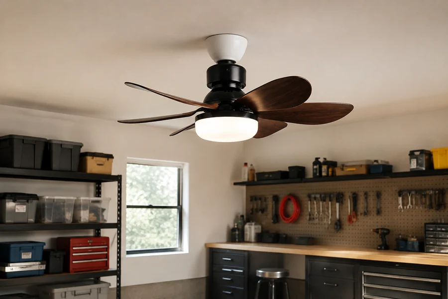 How Should You Select a Socket Fan Light for a Garage? for E27 socket fan light selection