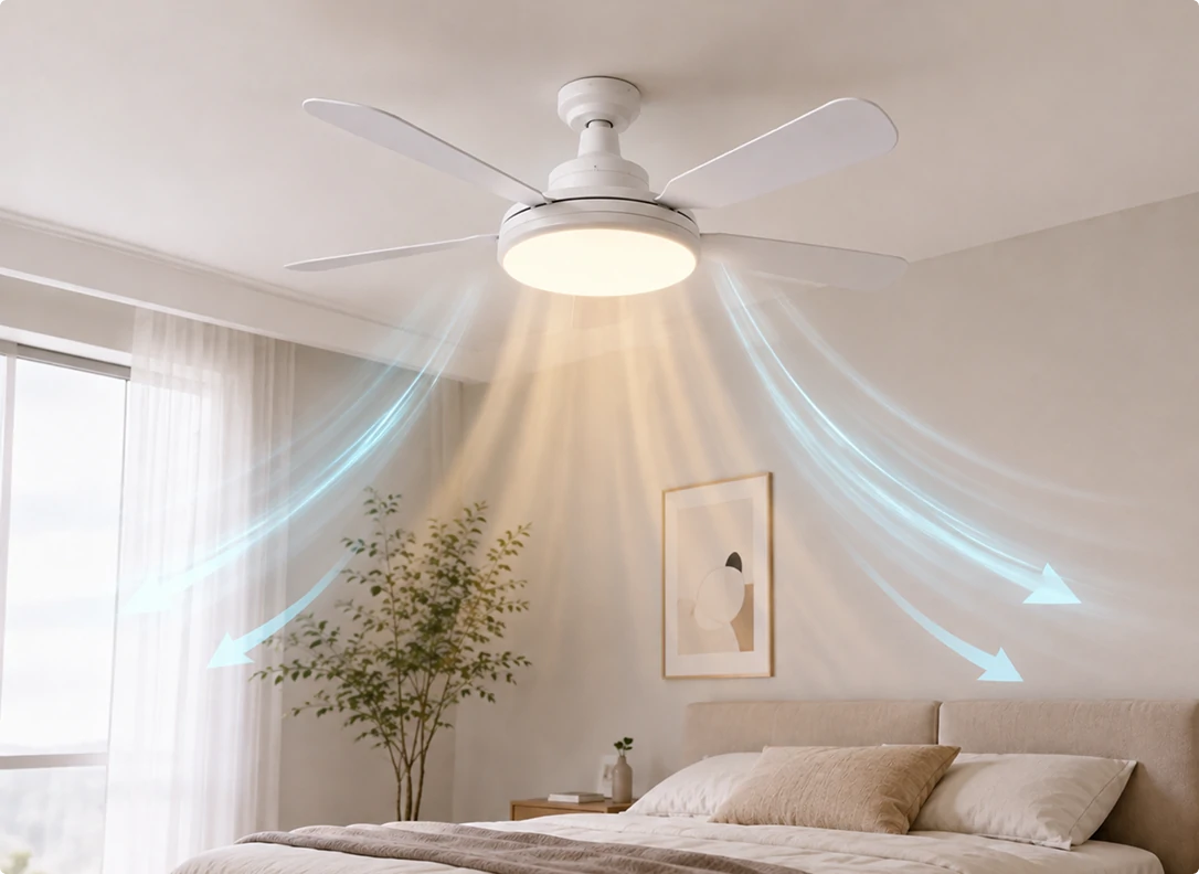 Socket fan light combining integrated lighting and airflow